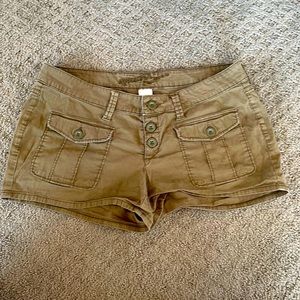 Arizona army green shorts